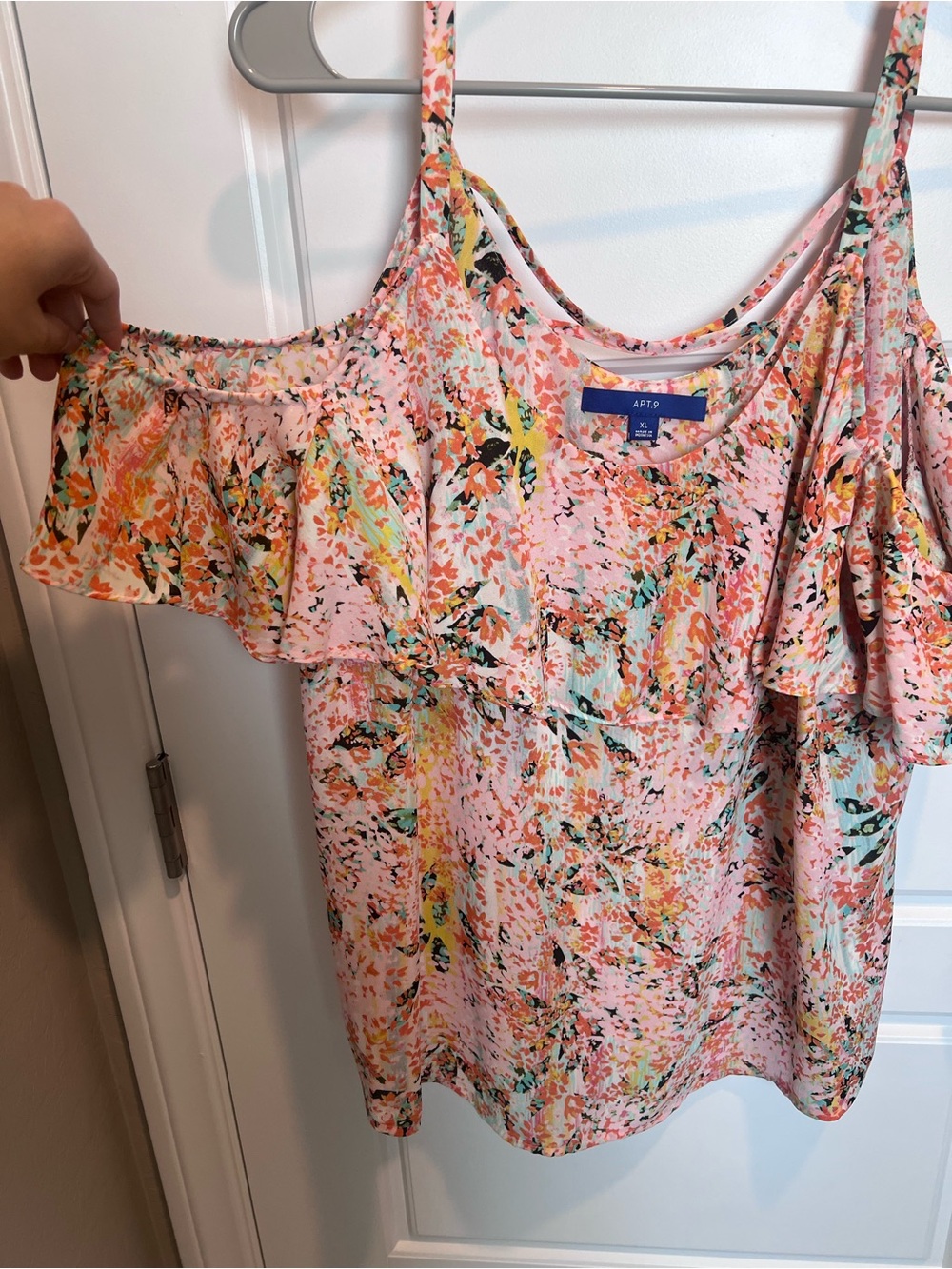 Apt. 9 Pink Floral Ruffle Sleeve Blouse